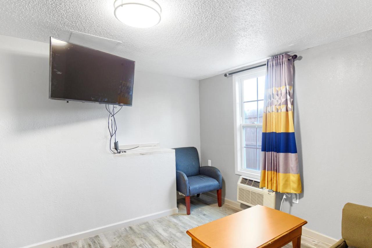 Adams Inn Dothan Zewnętrze zdjęcie
