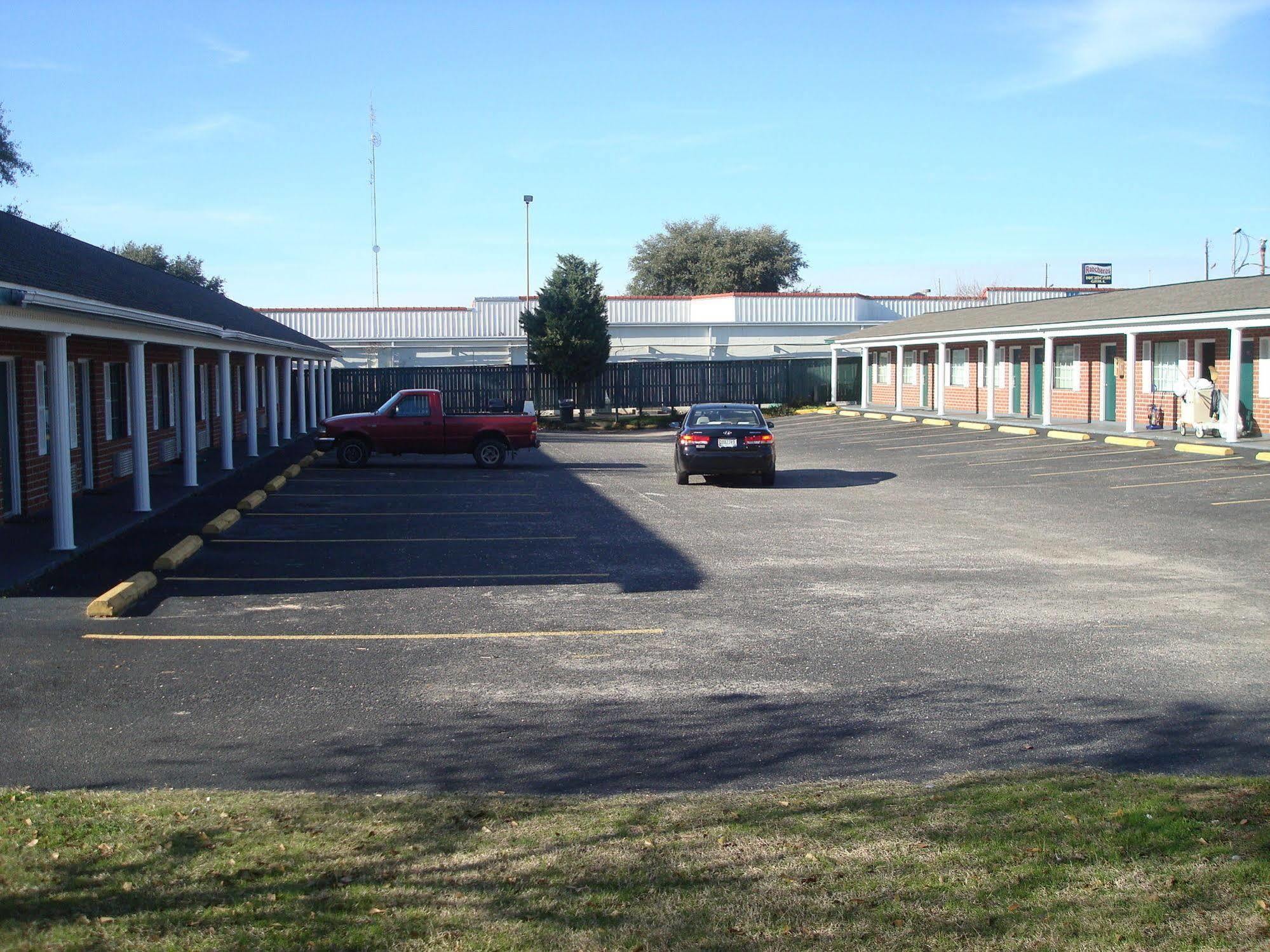 Adams Inn Dothan Zewnętrze zdjęcie